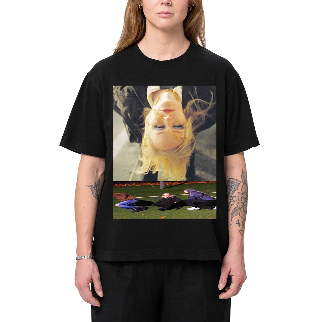 Ruusut - T-Paita - Mä valvon ja sä valvot mun kaa 1/4 - Musta