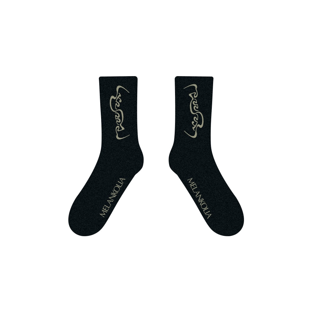 Ruusut Melankolia Sukat, musta